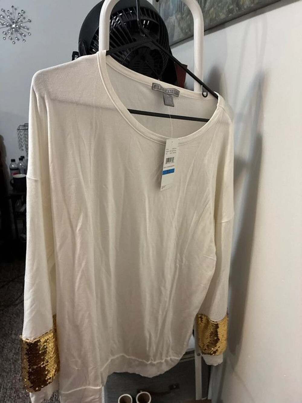 Women’s nwt by design xl ivory gold sequins knit pullover long sleeve